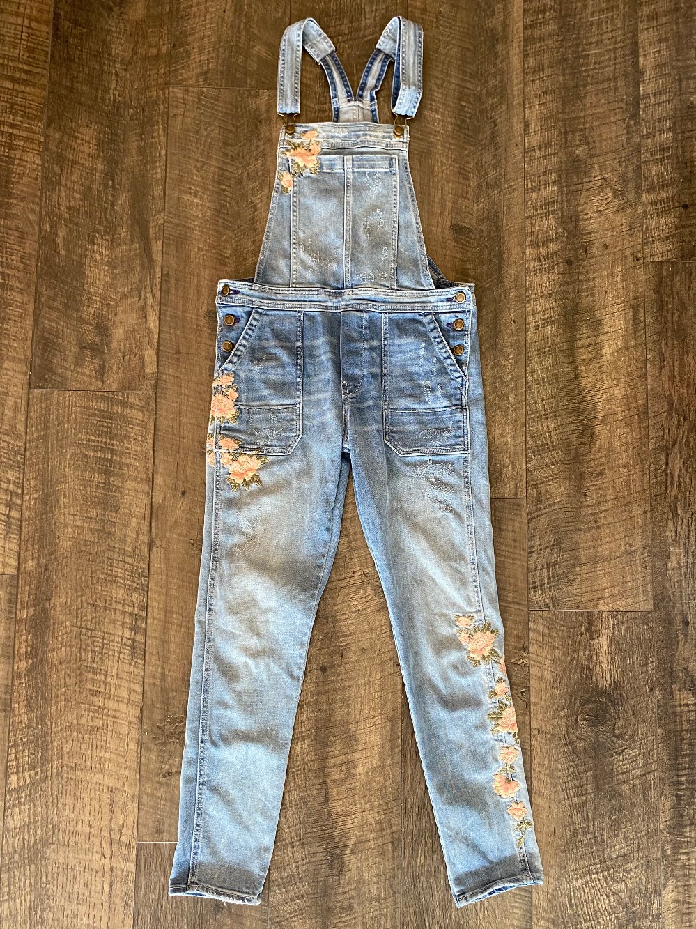 Driftwood embroidered overalls size S