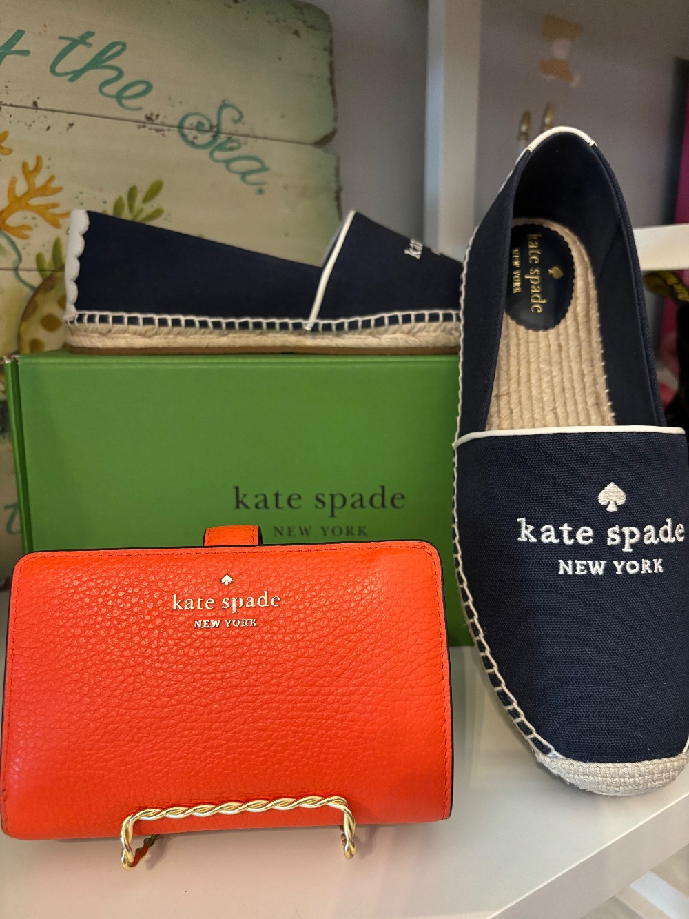 Kate Spade orange compact wallet
