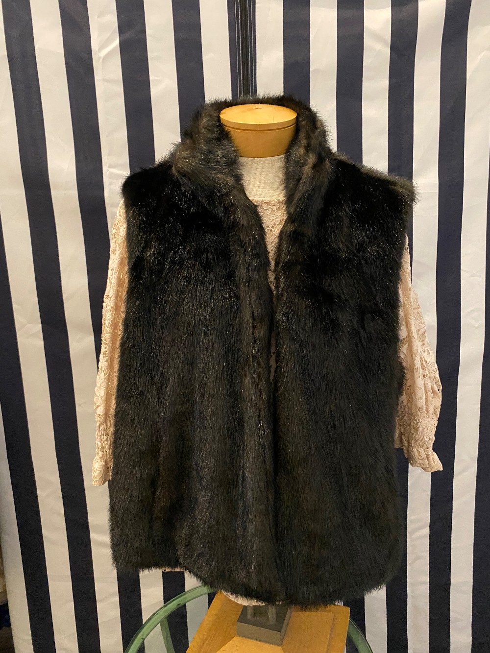 Joan Rivers faux mink vest size XL