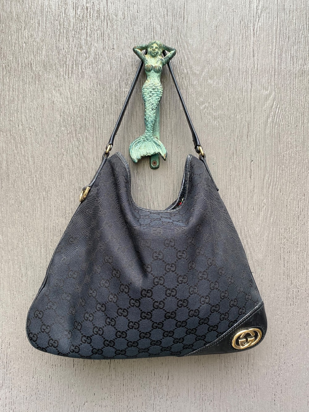 Gucci GG Canvas Britt Hobo in Black