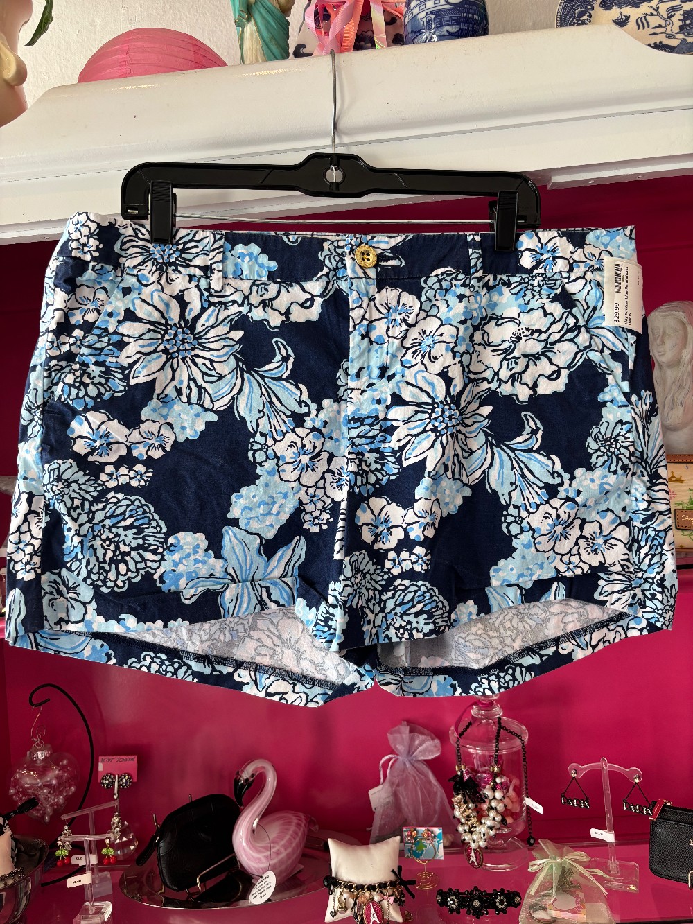 Lilly Pulitzer blue floral shorts size 14