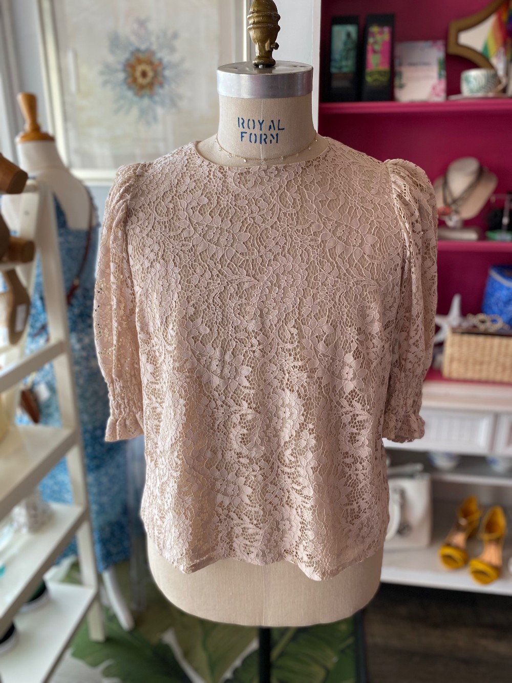 Sundance lace blouse size XL
