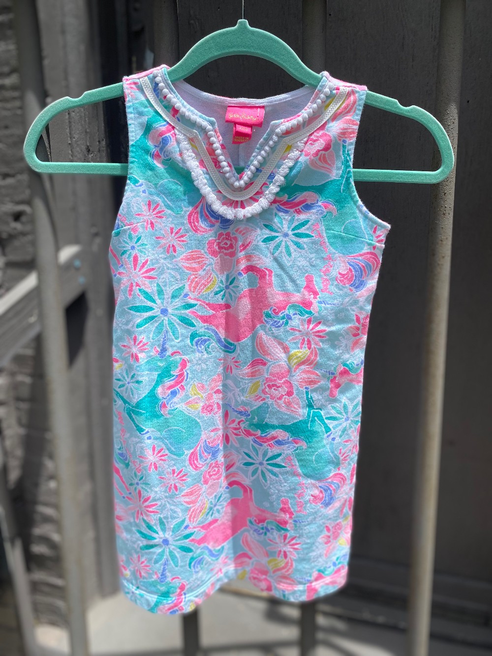 Lilly Pulitzer girls dress size M (6/7)