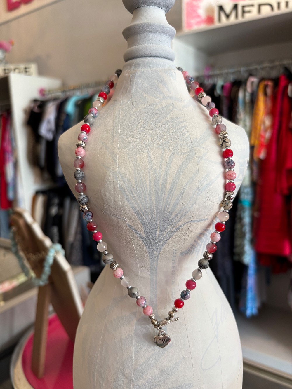 Multi color beaded necklace with 