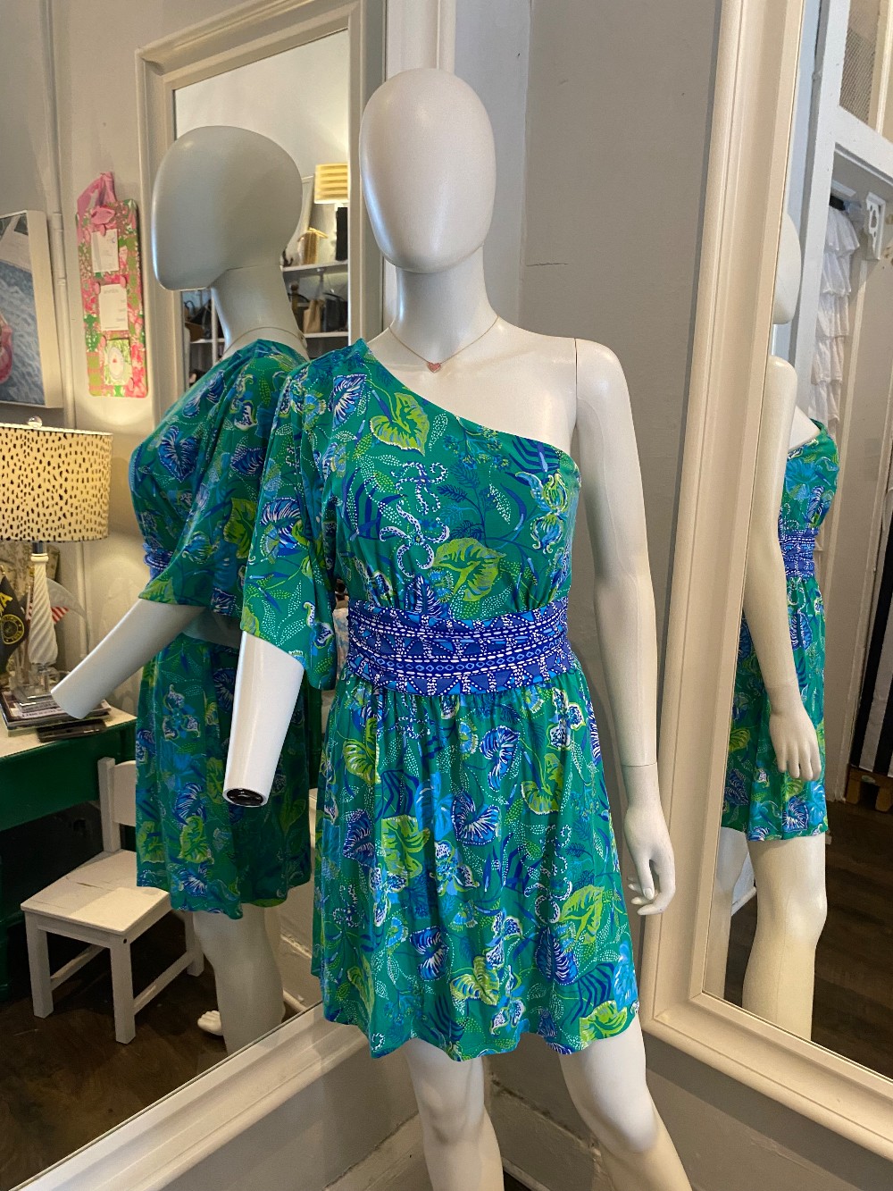 Lilly Pulitzer size 6 one shoulder romper