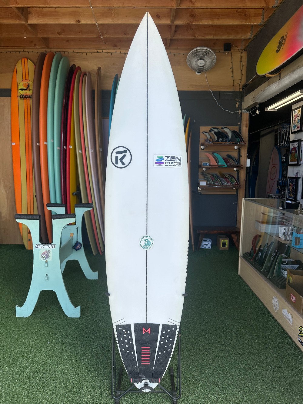 ショートボードHAWAIIAN SPIRIT美品 楽天市場】【中古】KAMIKAZE DESIGN (カミカゼデザイン