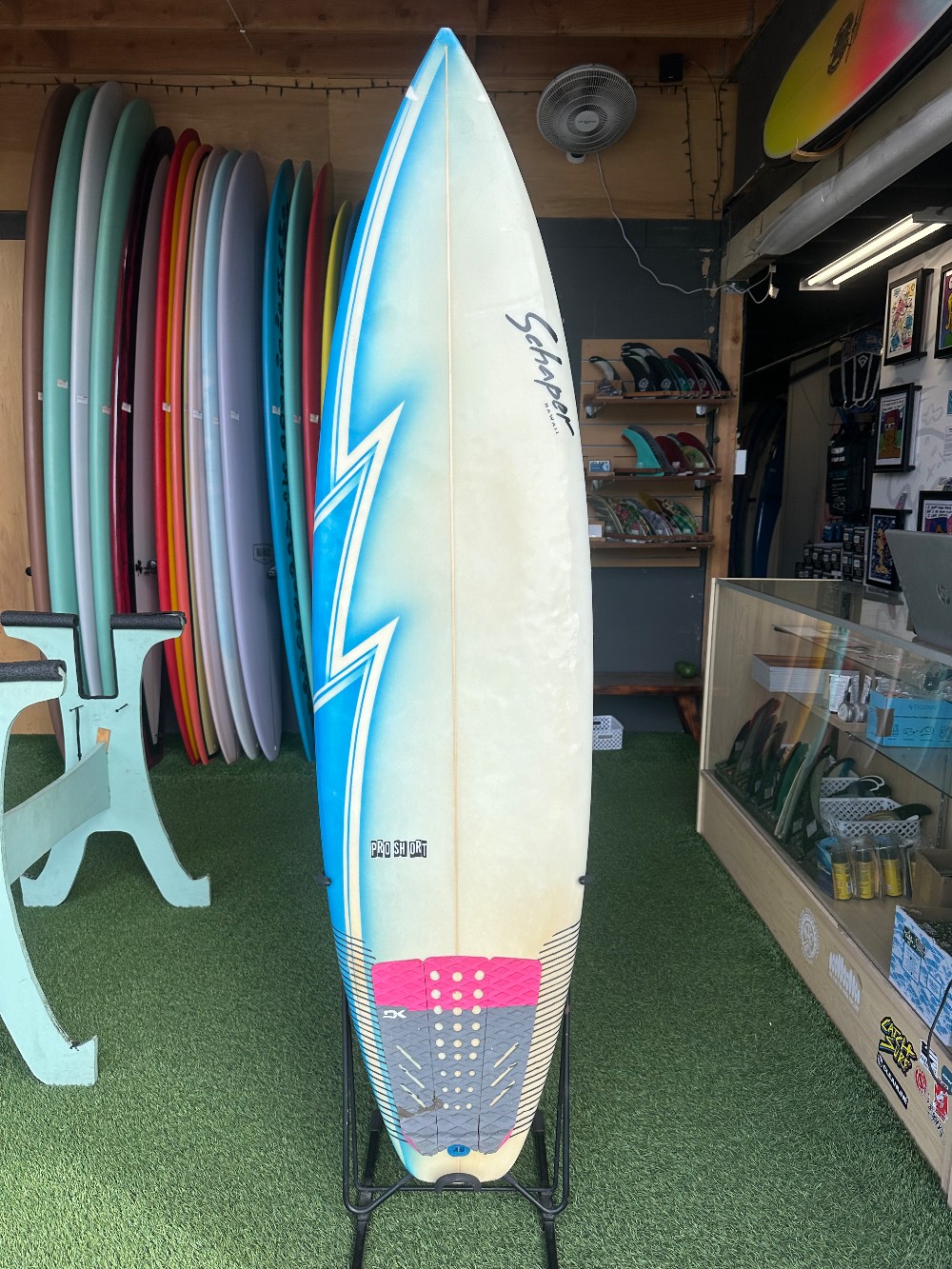 Shone ショワショートボード V字型デザインニーボーダにも^_^ SHYAMA BUTTONSHAW DESIGNS SB Twin 5'7″ ｜ Blue. (ブルー