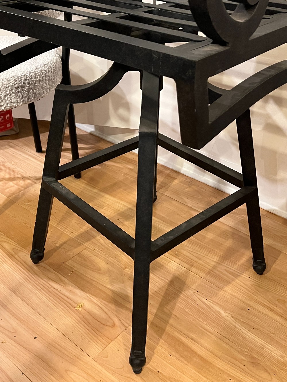 Black Swiveling Outdoor Bar Stool