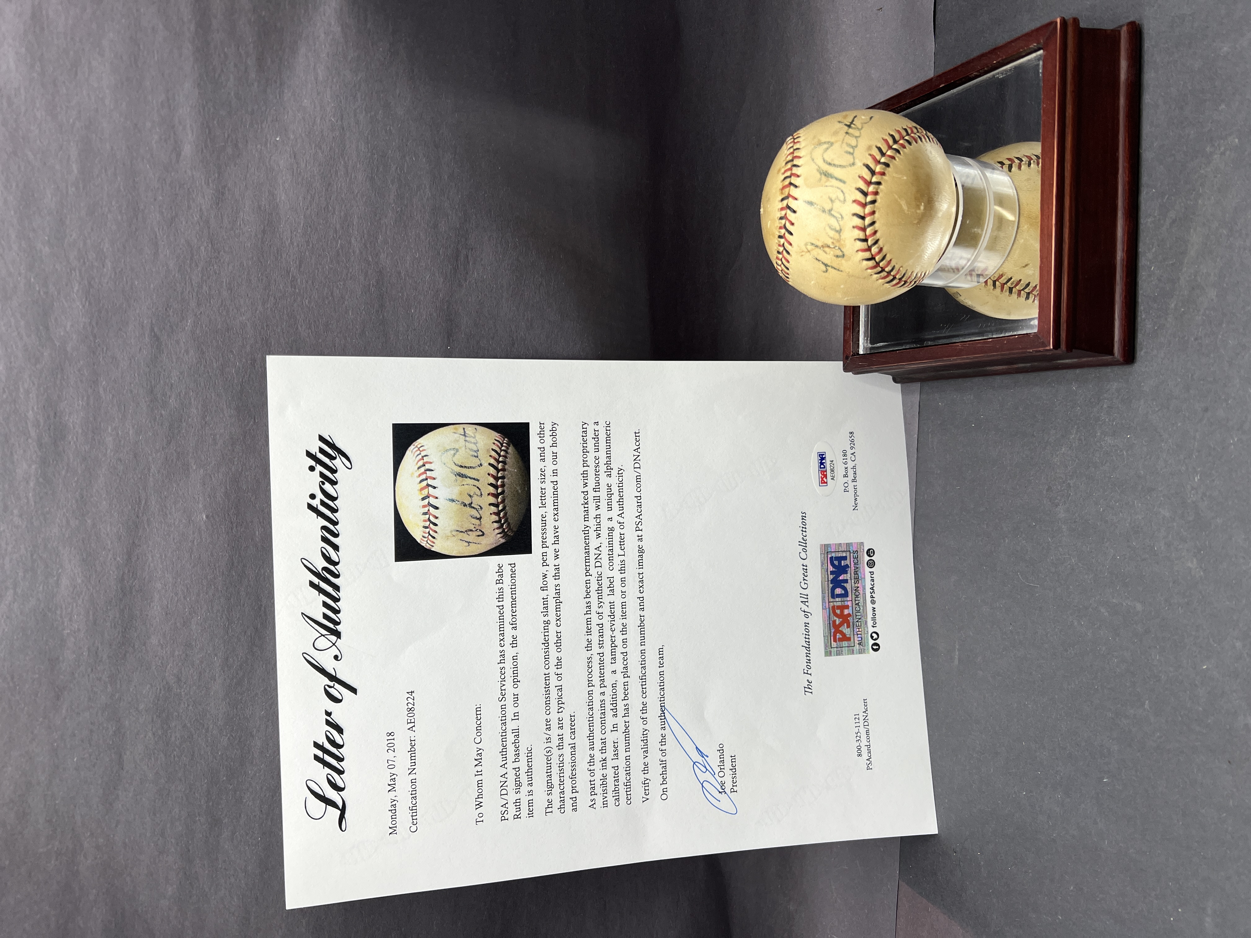 Picks and Treasures - Sports Memorabilia and Historical President Autographs
