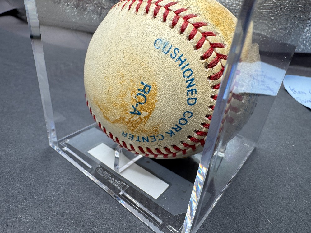 Ken Griffey Jr Autographed Rawlings Baseball, JSA