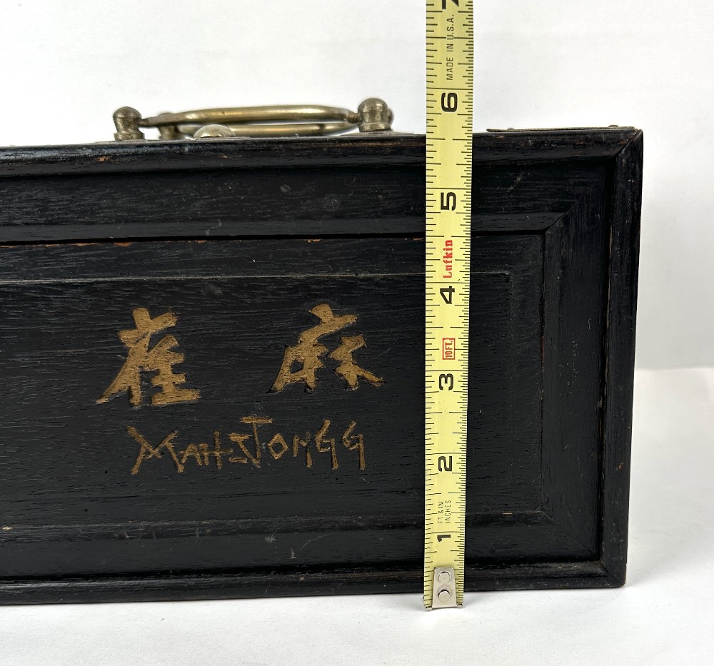 Antique 1920s Mah Jongg Set Lung Chan Wood Case Bone Tiles