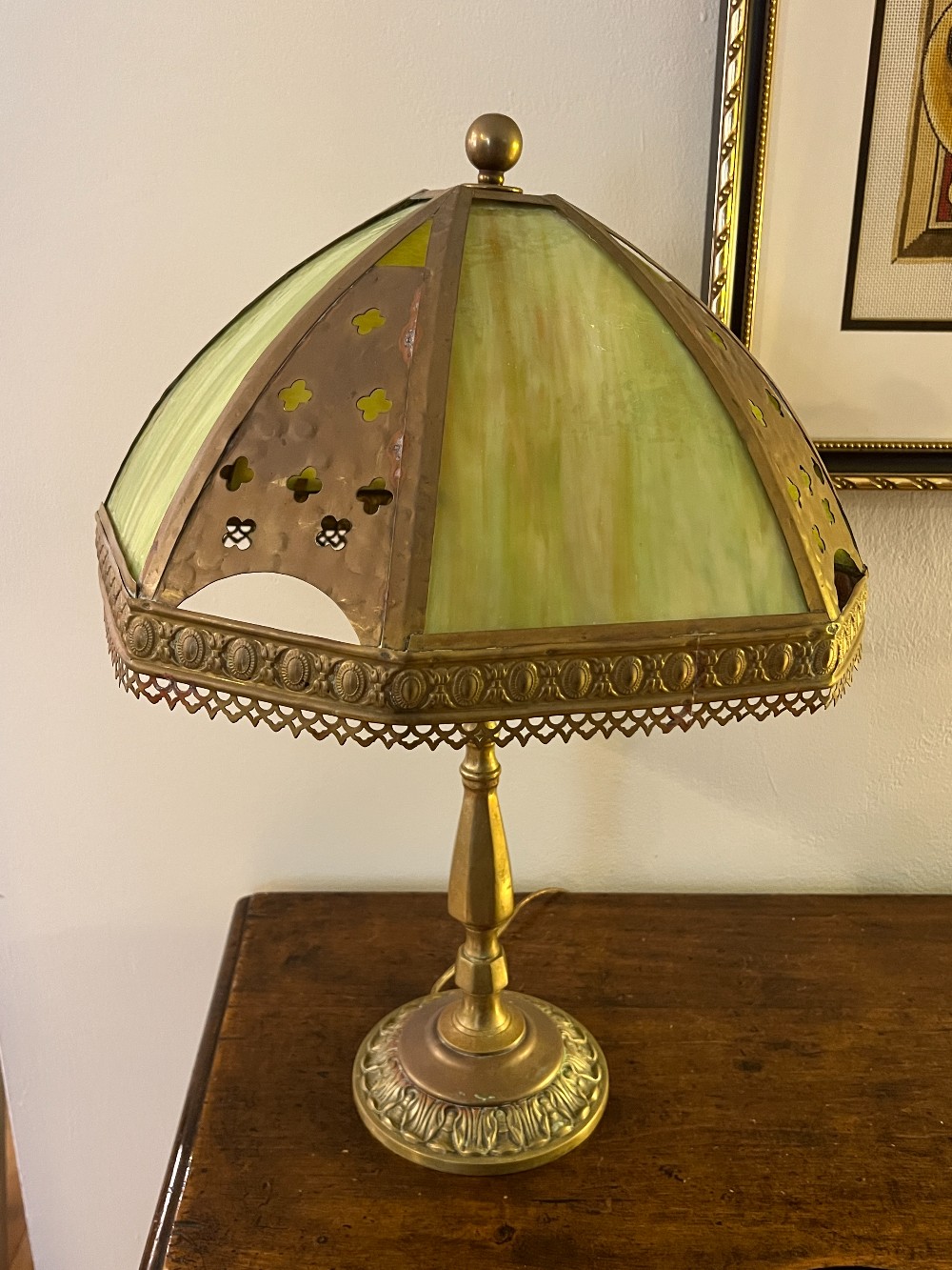 Slag? Glass Lamp (Turns On)