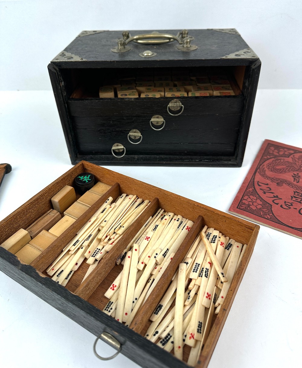 Antique 1920s Mah Jongg Set Lung Chan Wood Case Bone Tiles