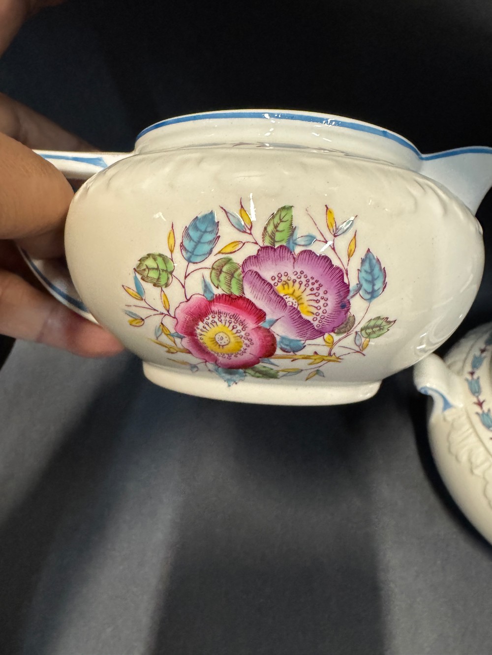 Evenlode Wedgwood Sugar Bowl with Lid and Creamer