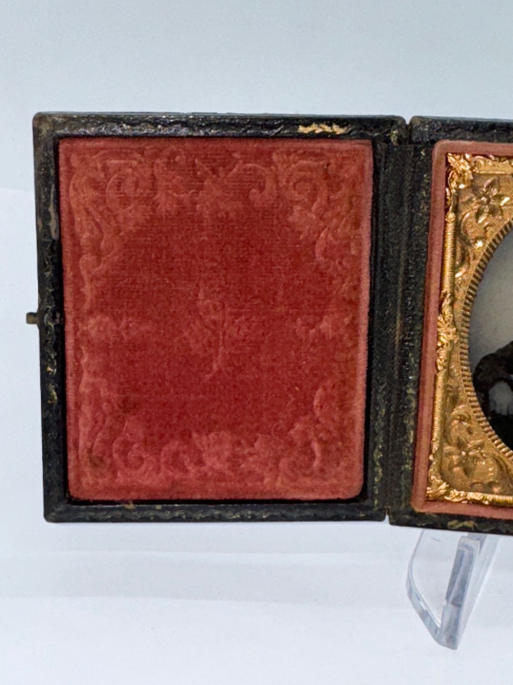 Antique Photo in Leatherette Case