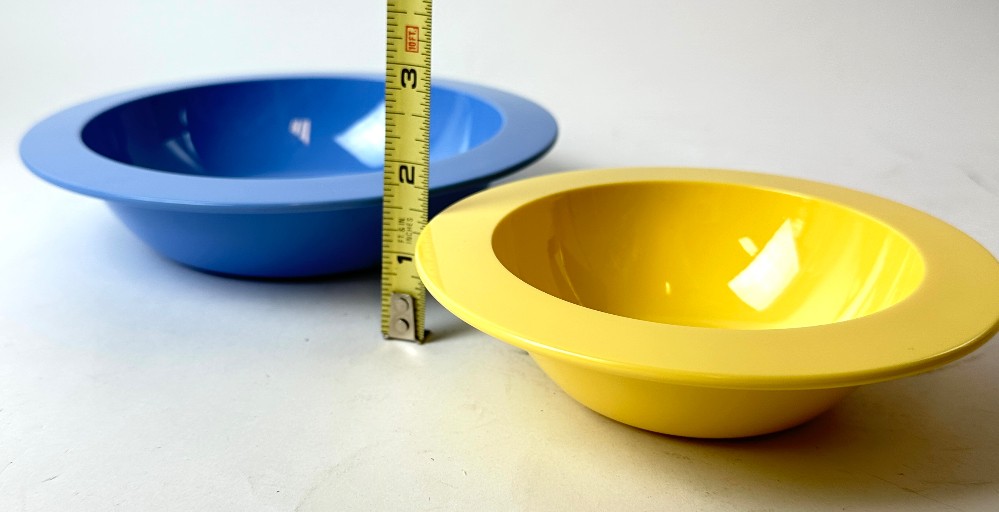 Vintage Tupperware Nesting Plate & Bowl Set New