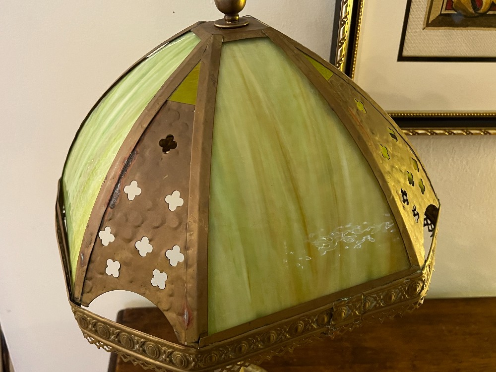 Slag? Glass Lamp (Turns On)