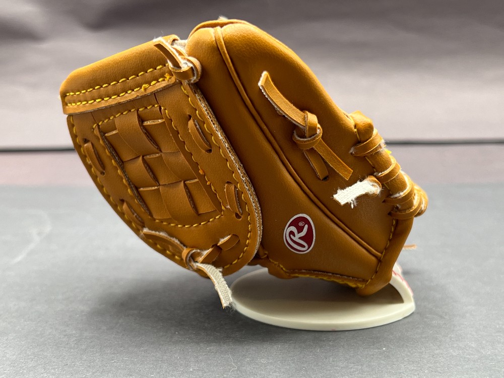 Unknown Player Signed Miniature Rawlings SF Glove, 