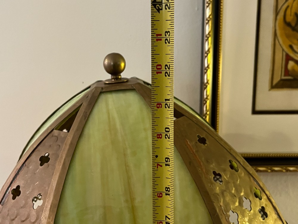 Slag? Glass Lamp (Turns On)