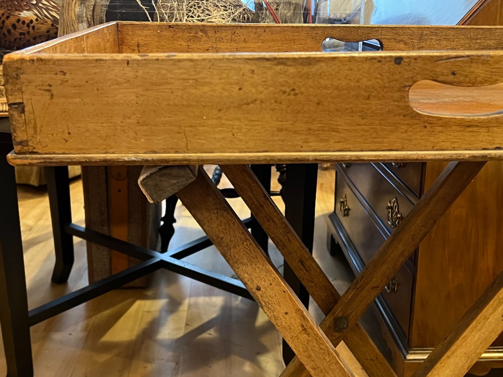 Wooden Butler's Tray Table