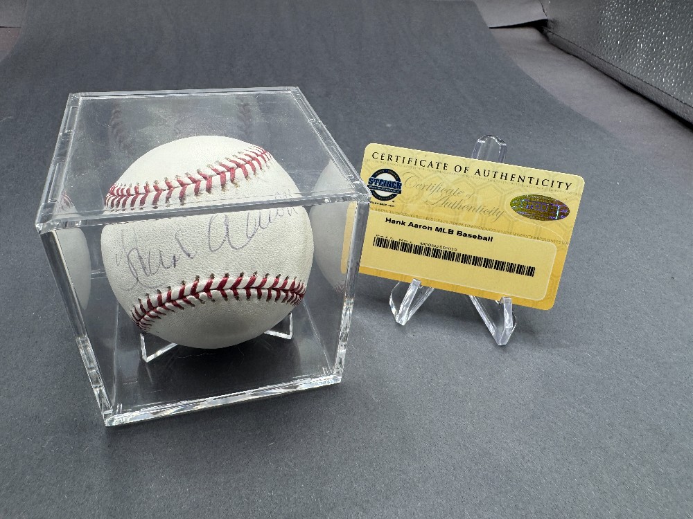 Hank Aaron Autographed Baseball, Steiner Hologram