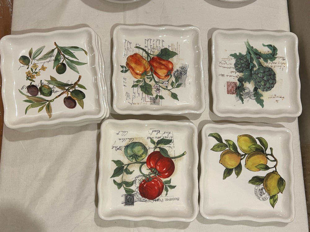 Lot of Square Effetti Botanical Dishes