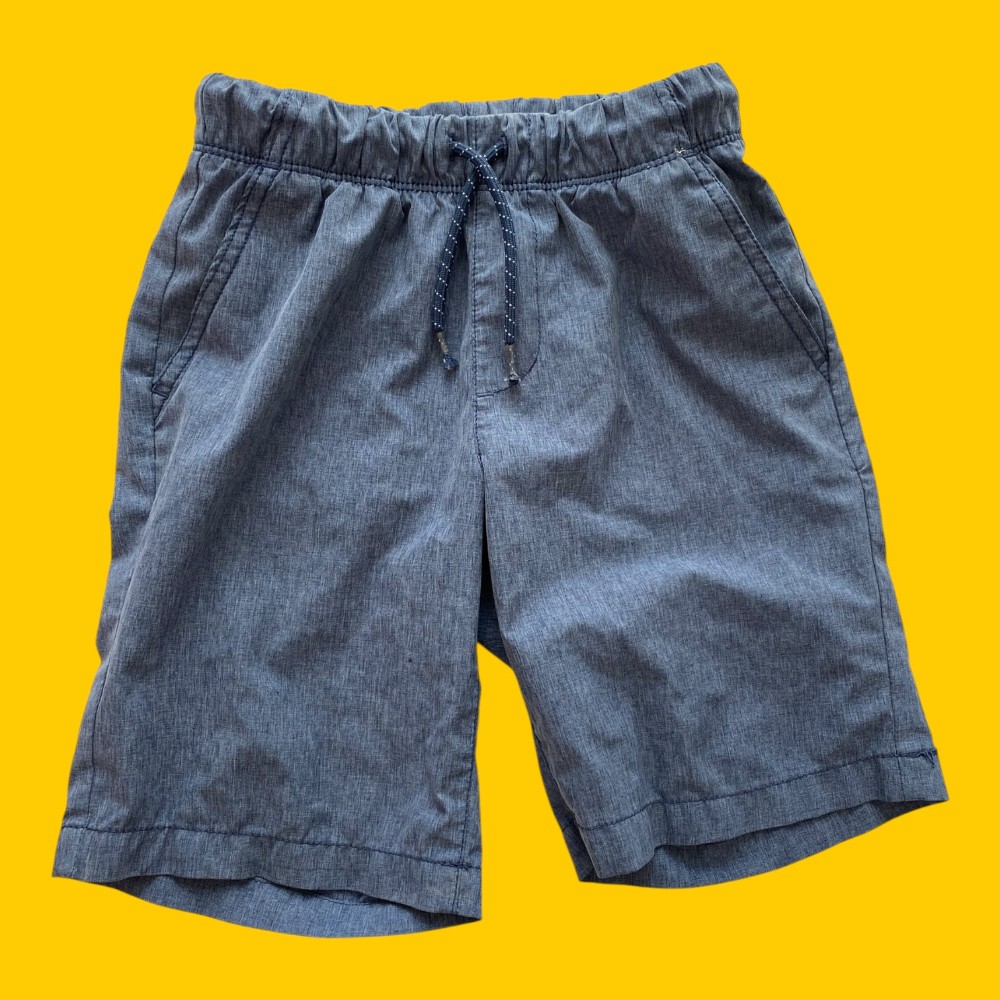 old navy blue short 8y