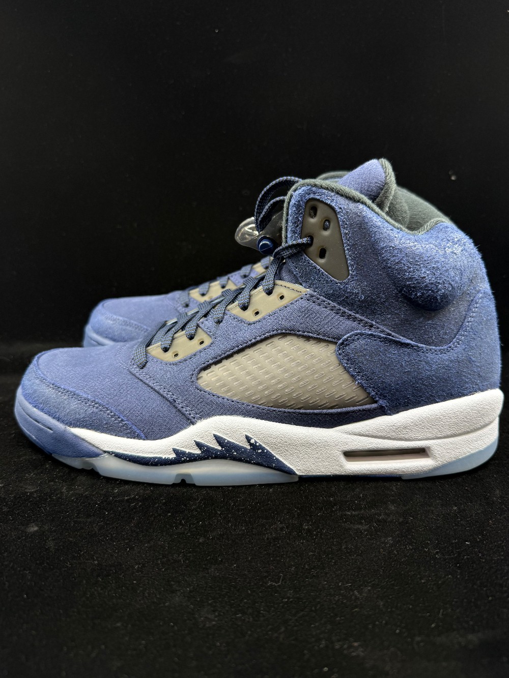 AJ 5 - MIDNIGHT NAVY