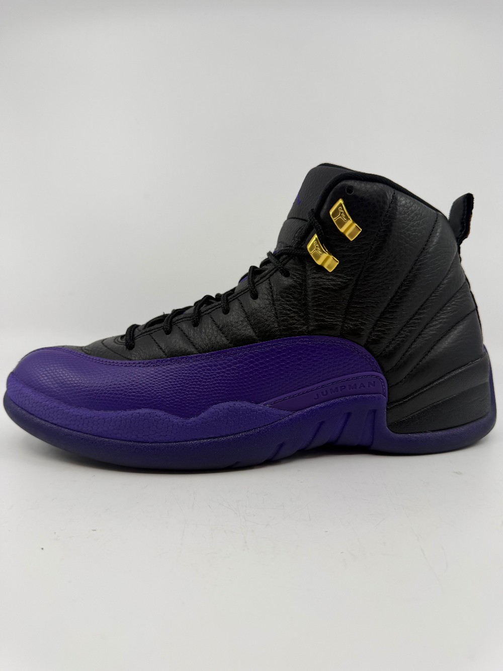 *USED* AJ 12 - FIELD PURPLE