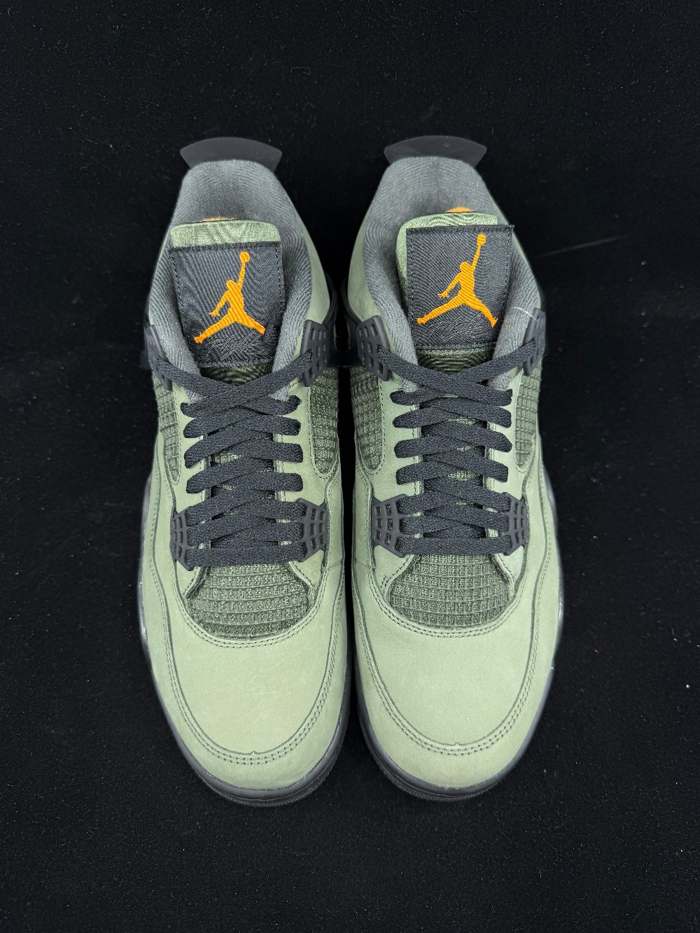 AJ 4 - UNDEFEATED (2025)