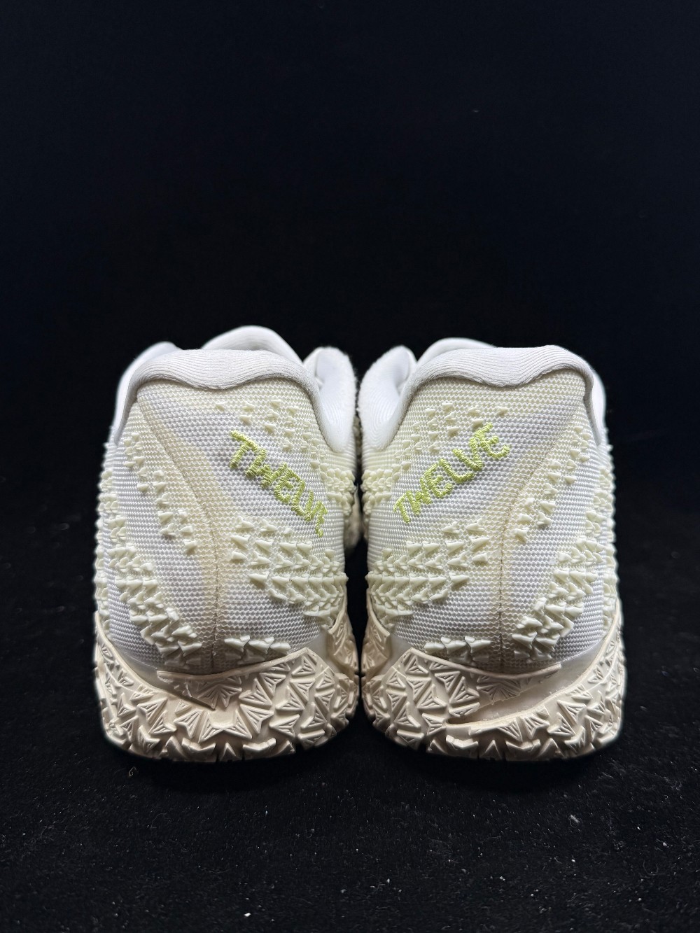 *USED* NIKE JA 3 - SOUND CHECK