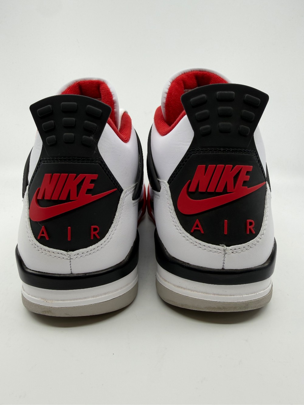 *USED* AJ 4 - FIRE RED (2020)