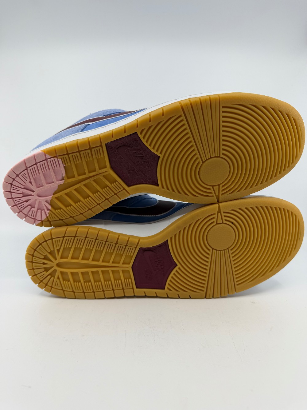 *VNDS* NIKE SB - PHILADELPHIA PHILLIES