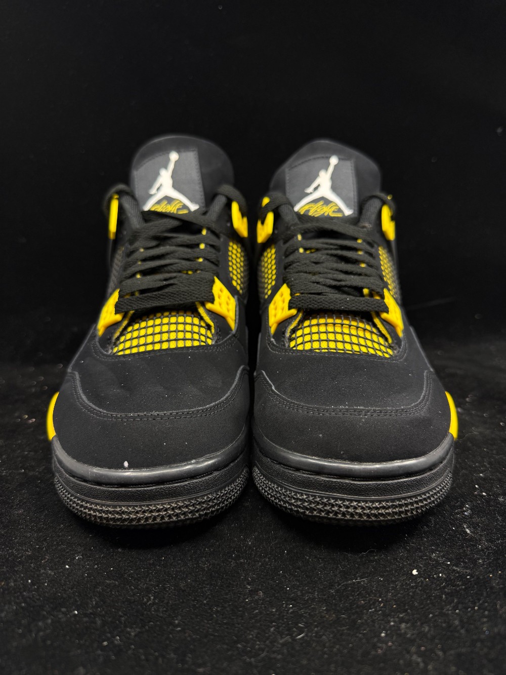 *USED* AJ 4 - THUNDER (2023)