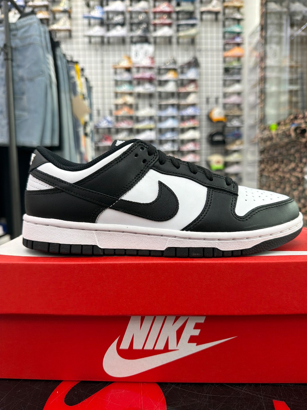 NIKE DUNK LOW (W) - PANDA