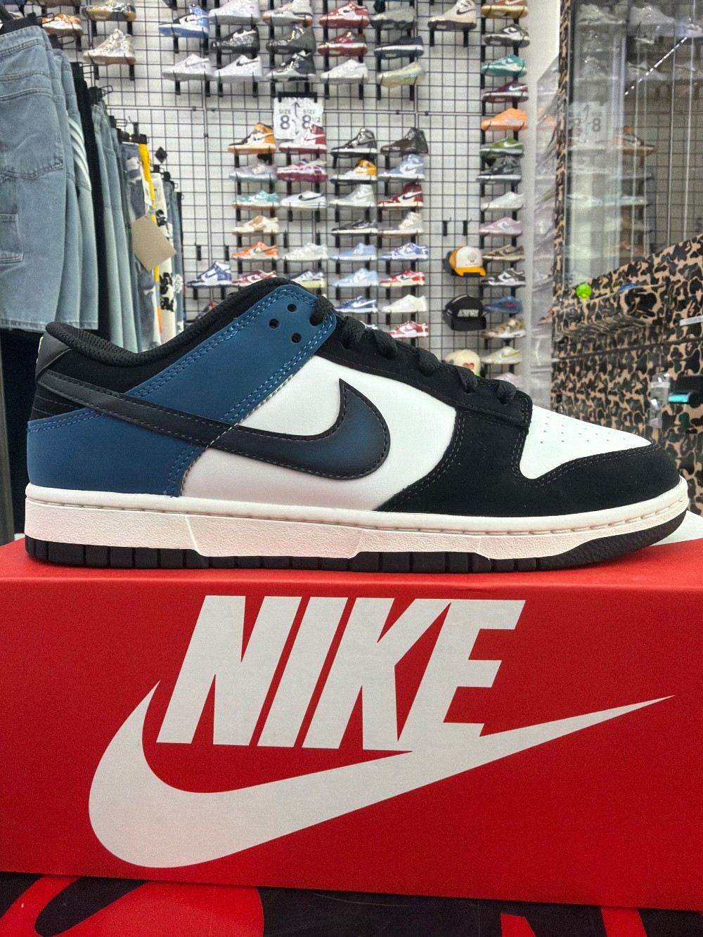 NIKE DUNK LOW - INDUSTRIAL BLUE
