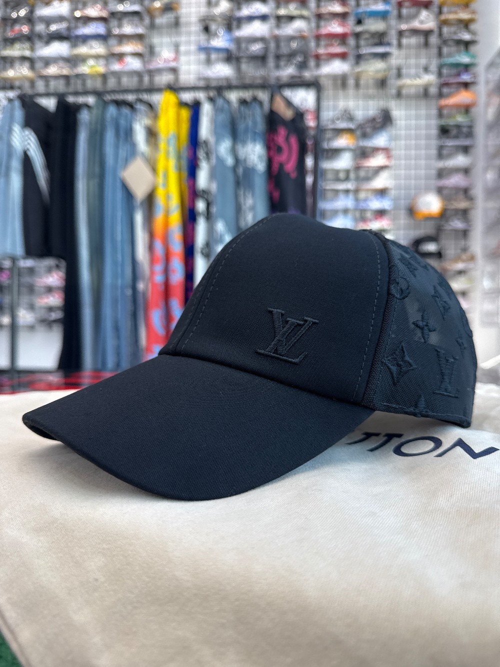 *USED* LOUIS VUITTON MONOGRAM TRUCKER HAT - BLACK