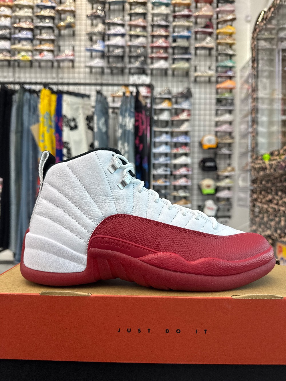 AJ 12 - CHERRY (2023)