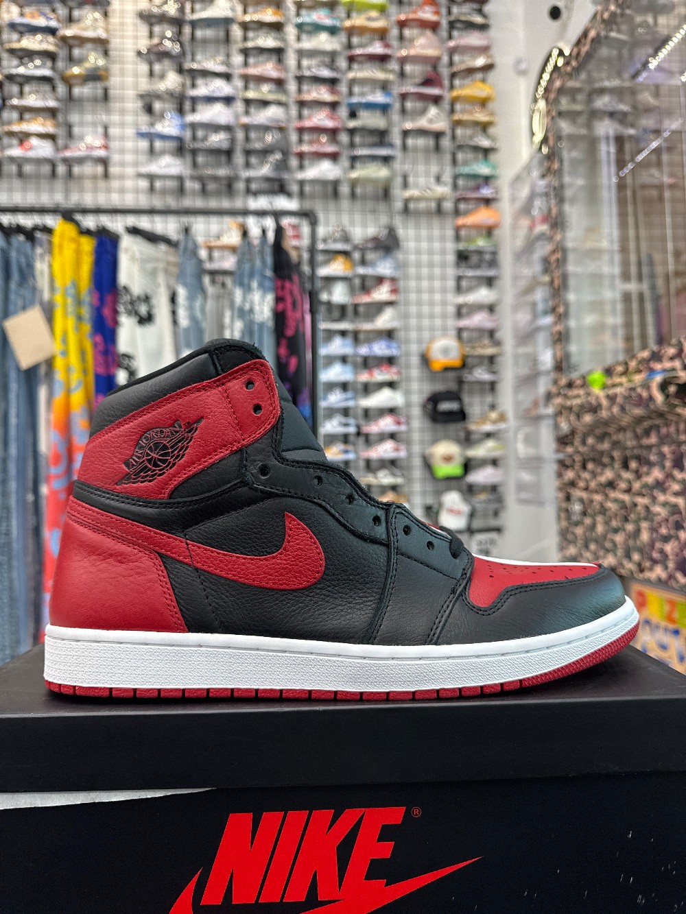 AJ 1 - HOMAGE TO HOME (NON-NUMBERED)