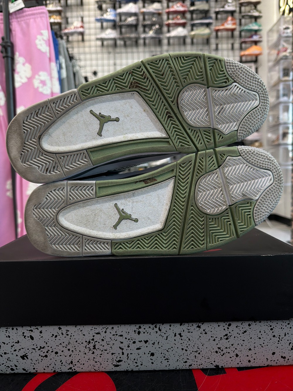 *USED* AJ 4 (W) - SEAFOAM