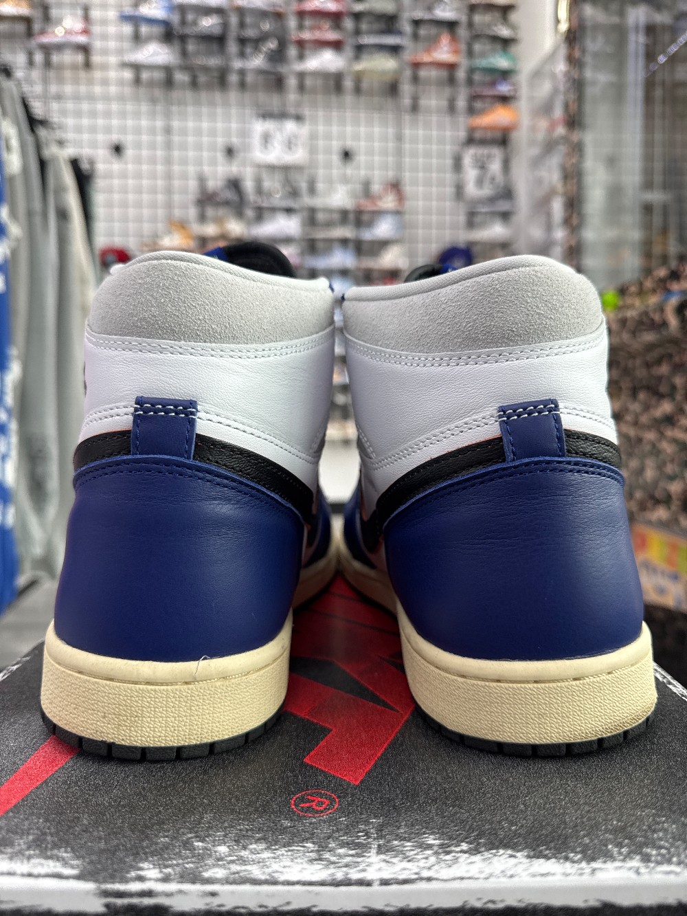 *USED* AJ 1 - RARE AIR