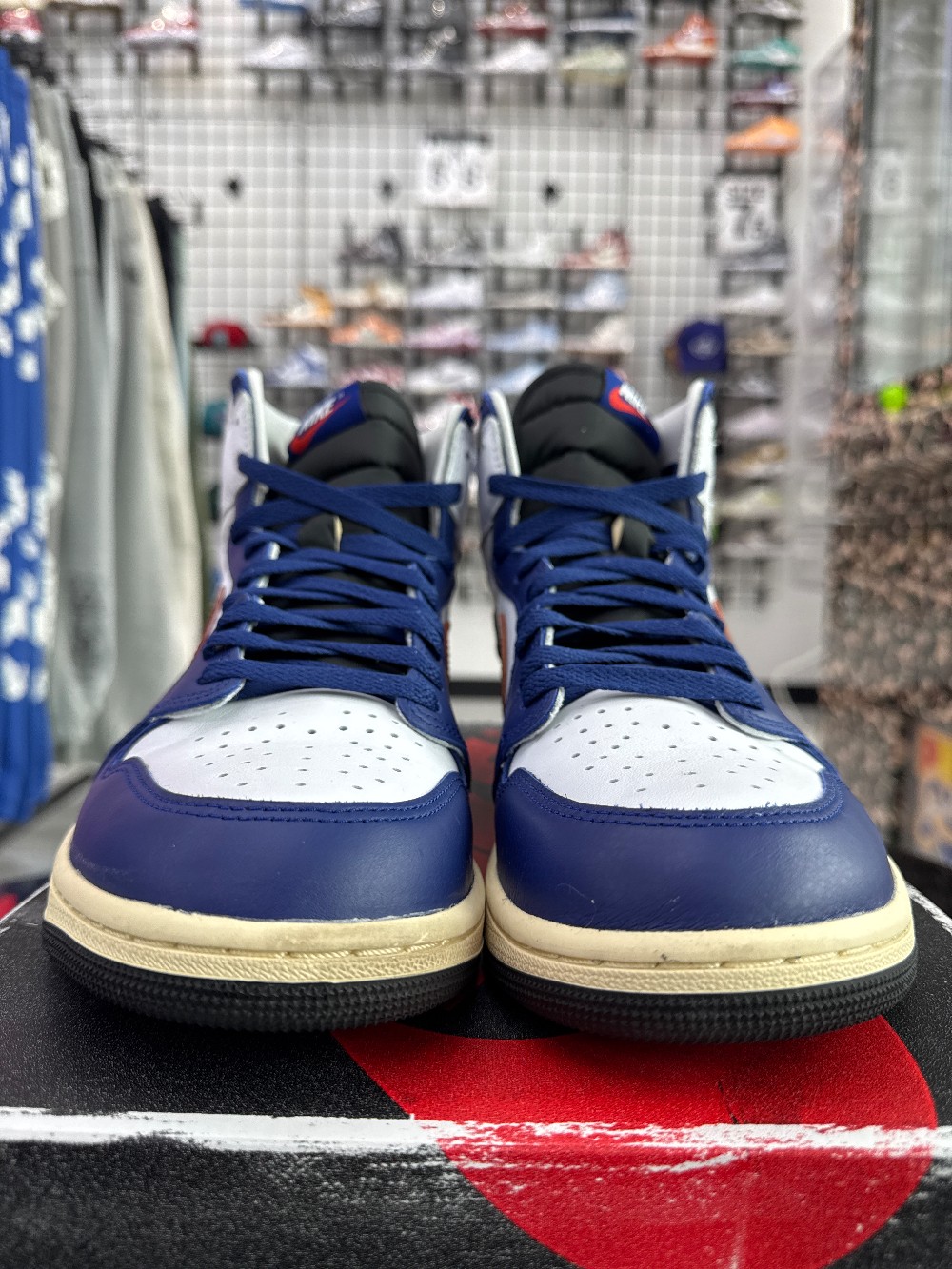 *USED* AJ 1 - RARE AIR
