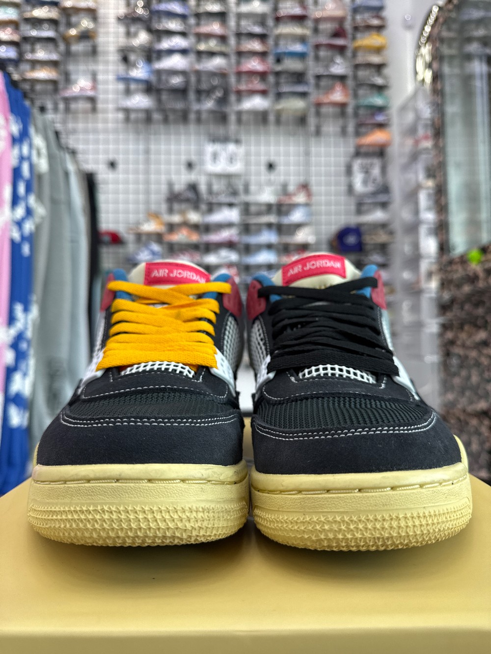 *USED* AJ 4 X UNION - NOIR