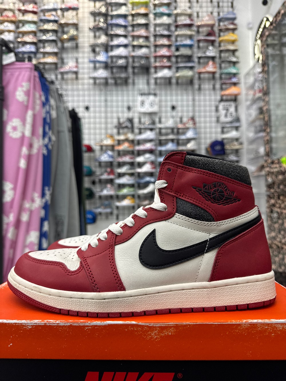 *USED* AJ 1 - CHICAGO LOST AND FOUND