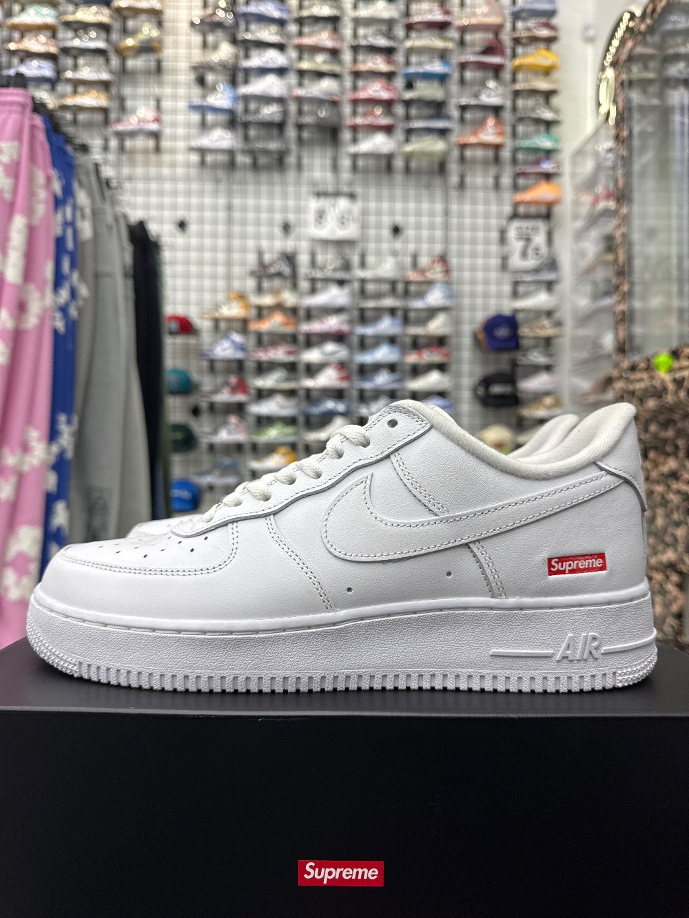 *USED* NIKE X SUPREME AIR FORCE 1 - WHITE
