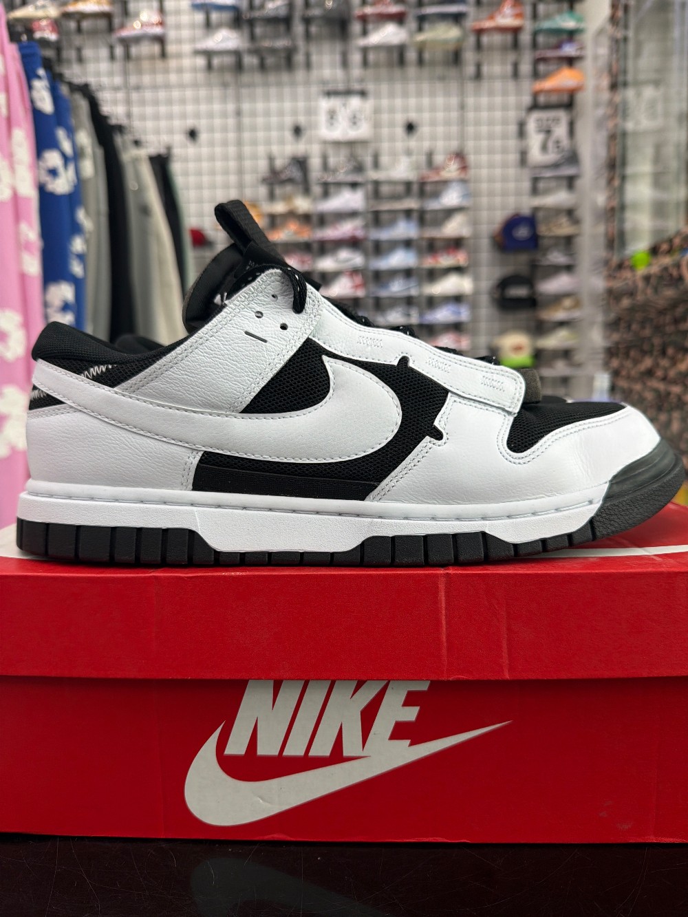 *USED* NIKE DUNK LOW JUMBO - REVERSE PANDA