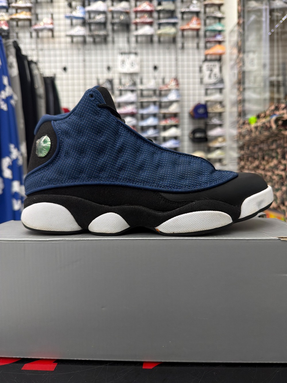 *USED* AJ 13 - BRAVE BLUE
