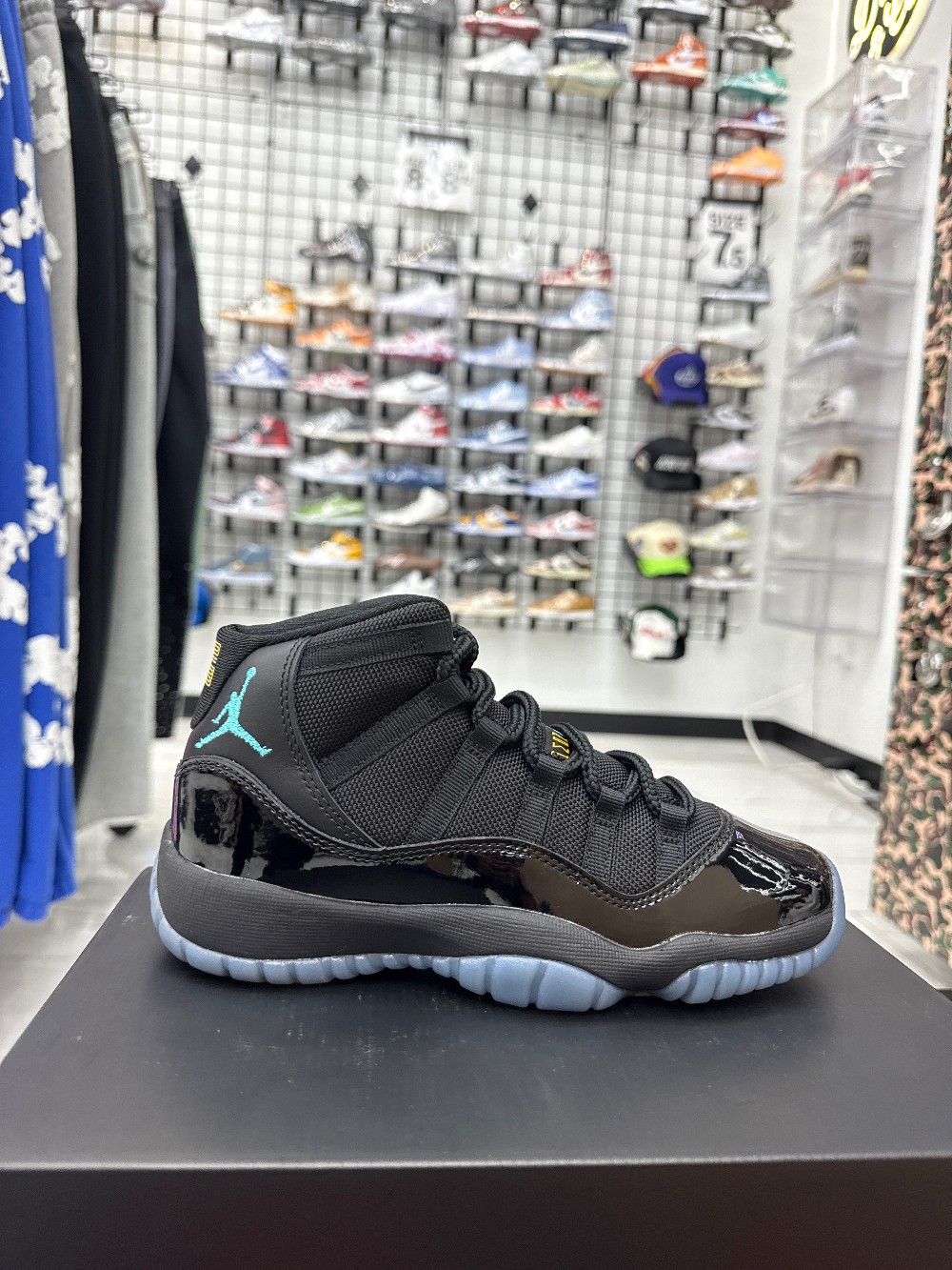 AJ 11 (GS) - GAMMA BLUE (2025)