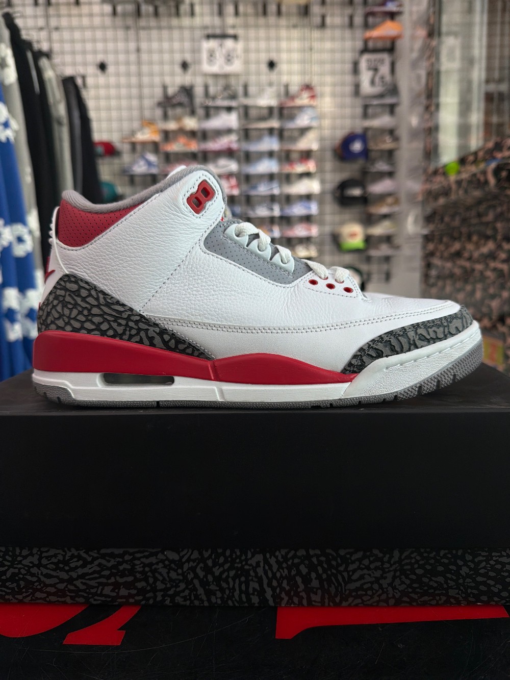 *USED* AJ 3 - FIRE RED (2022)