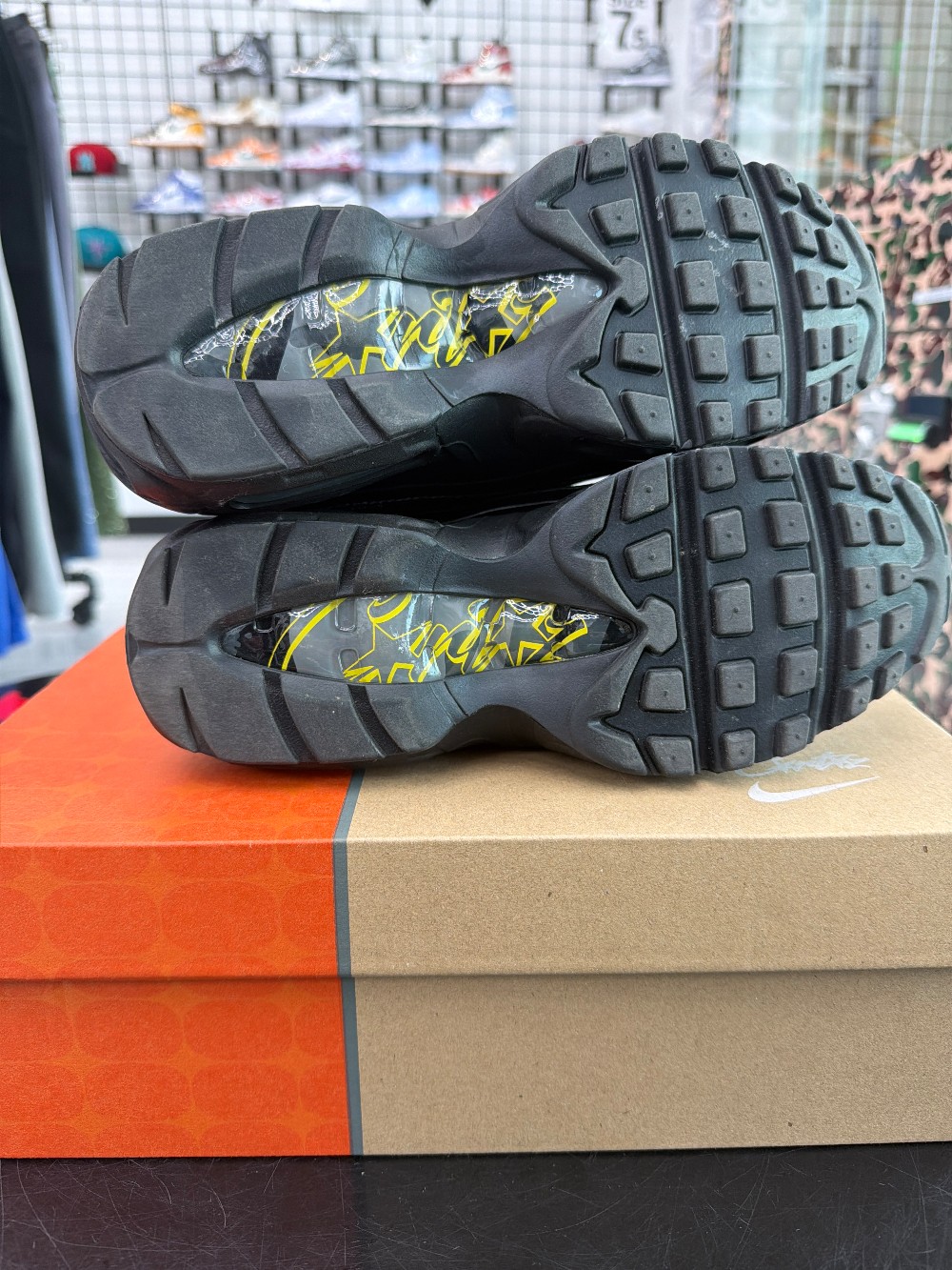 *USED* AIR MAX 95 X CORTEIZ - HONEY BLACK